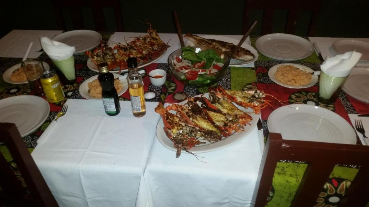 Lobster Chalets Villa Tofo Bagian luar foto